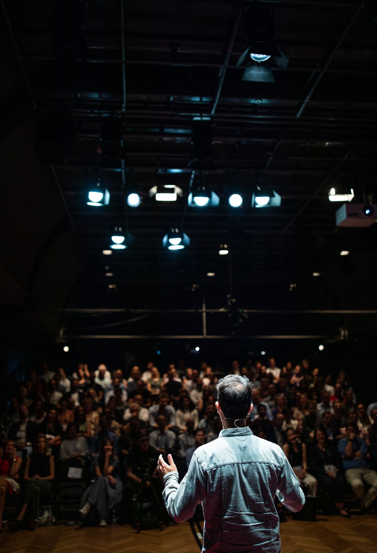 conecta mejor con tu audiencia con los textos de Content Writer